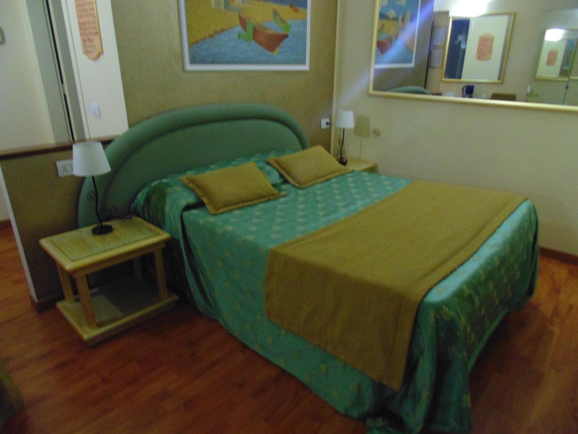 Relais Dante E Beatrice Bed & Breakfast Florence Bilik gambar